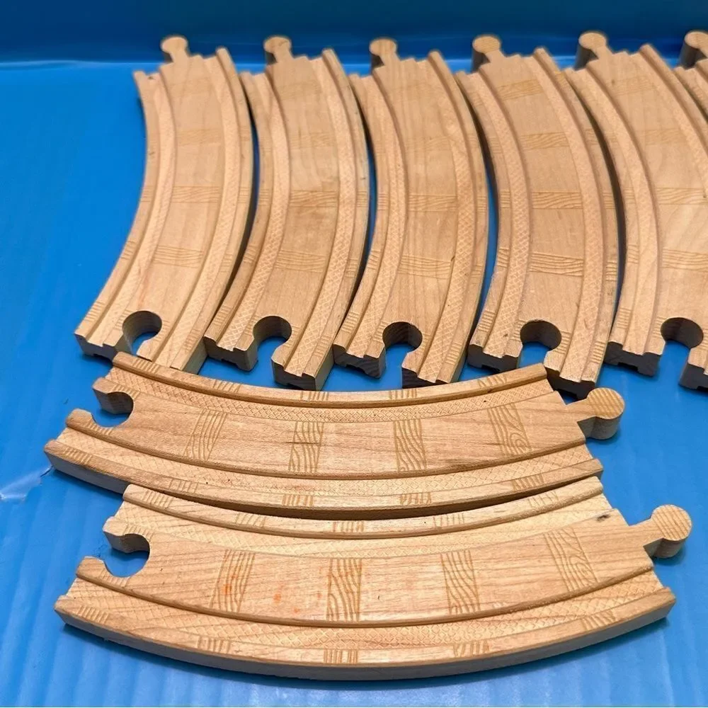 Thomas & Friends Wooden Railway Curved Tracks